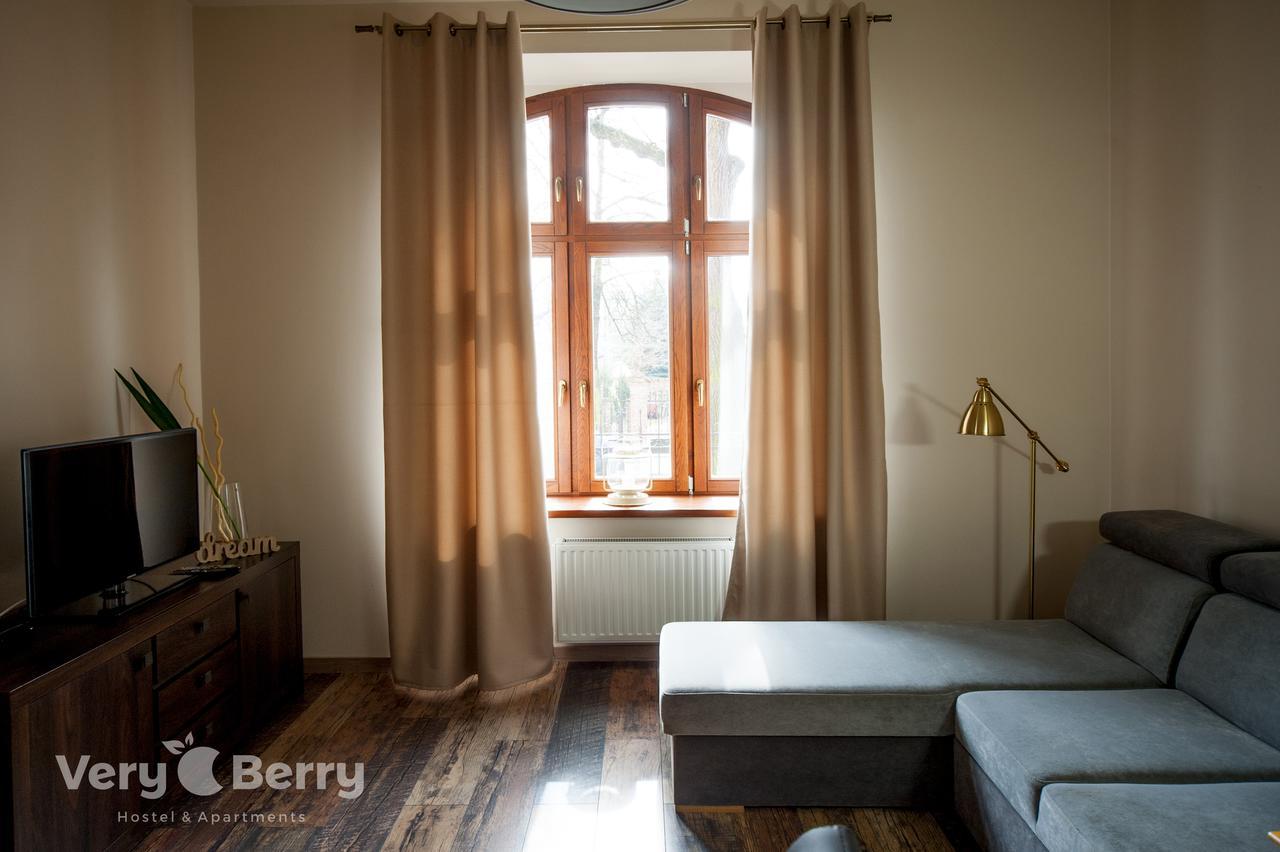 Przestronny Apartament Very Berry W Poznaniu Z Dwiema Sypialniami By Noclegi Renters Eksteriør bilde